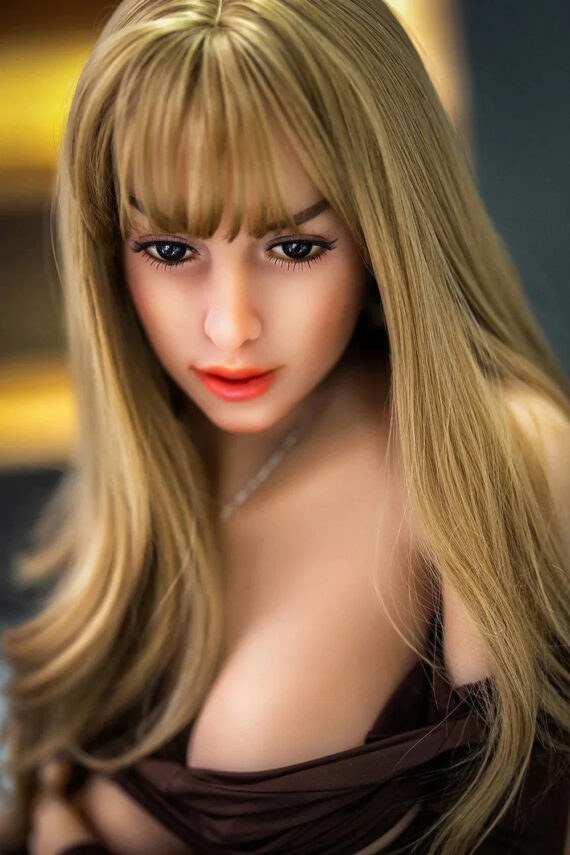 joy-beautiful-blonde-sex-doll (2)