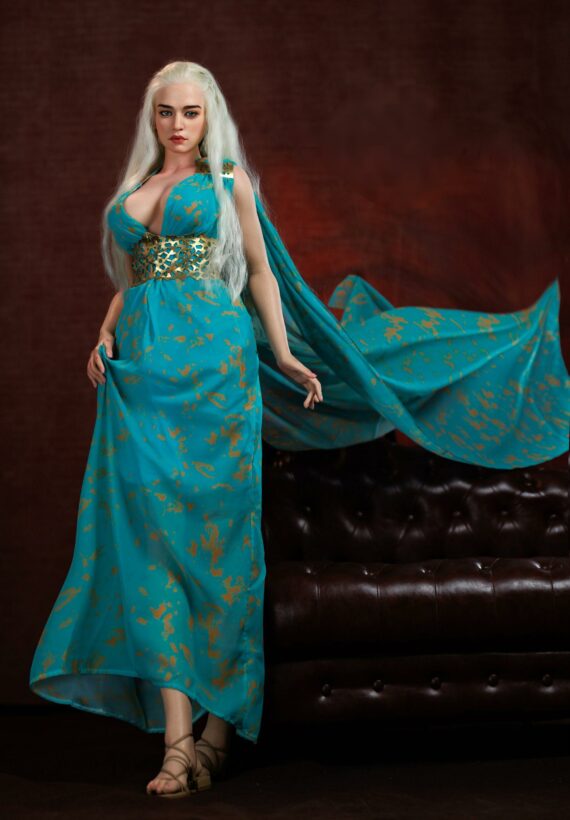 Daenerys-Targaryen-Game-of-Thrones-Sex-Doll-3