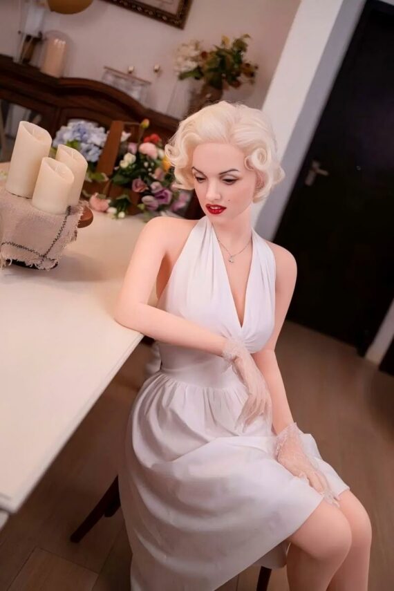 Marilyn-Monroe-Cosplay-Celebrity-Sex-Doll-165cm-9
