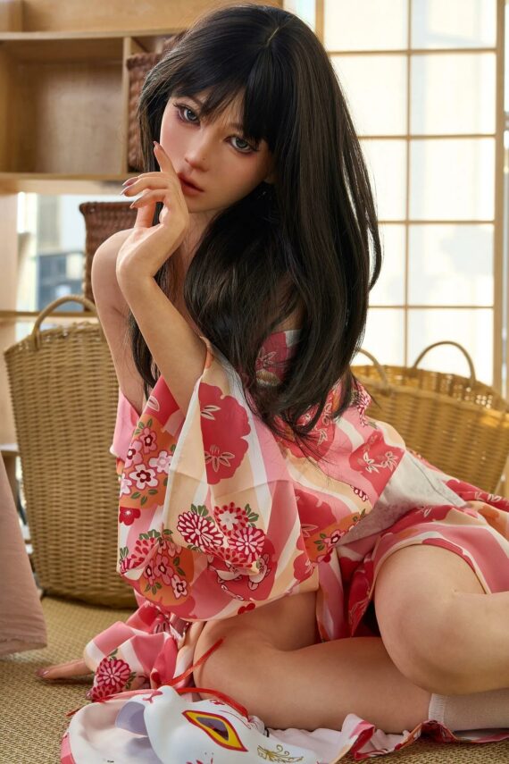 Divine-Japanese-Ultra-Realistic-Sex-Doll-with-Silicone-Head-4Ft-11150cm-9