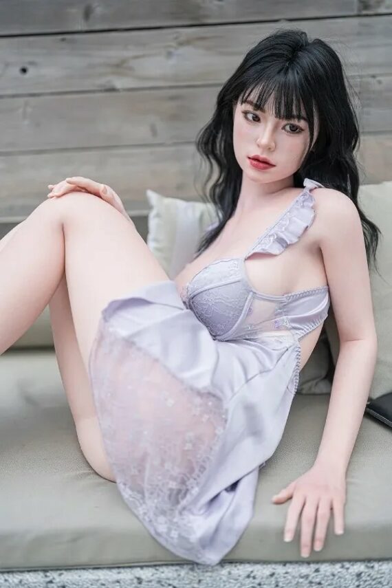 Dunn-Chinese-Best-Lifelike-Sex-Doll-171cm5ft7-4